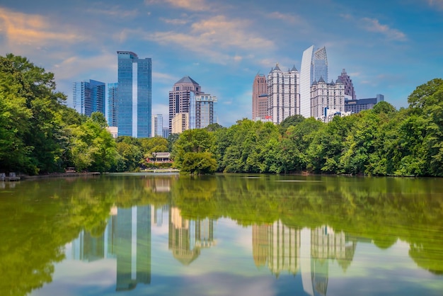 Photo piedmont park dans le centre-ville d'atlanta aux états-unis