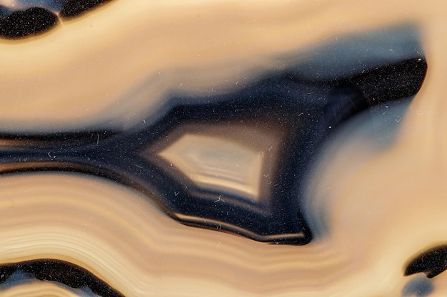 Pierre minérale Agate macro sur fond blanc