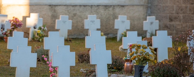 Pierres tombales au cimetière