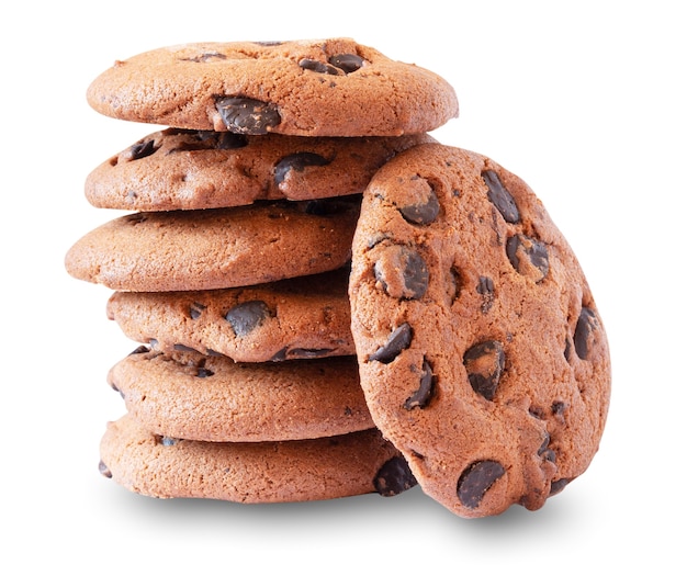 Pile de biscuits à l'avoine avec du chocolat isolé sur fond blanc