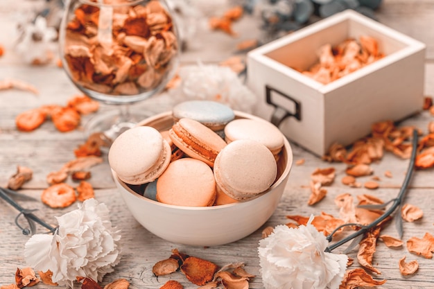 Pile de biscuits macarons