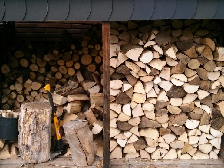 Photo une pile de bûches