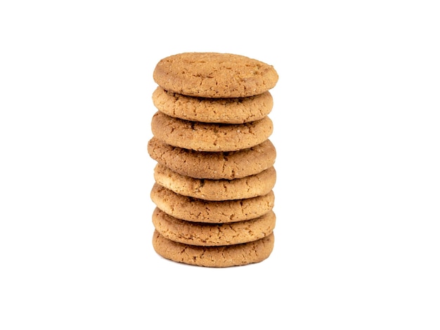 Une pile de cookies sur un fond blanc isoler