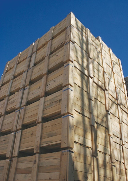 Pile de palettes en bois