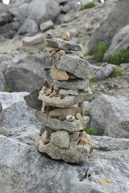 Une pile de pierres