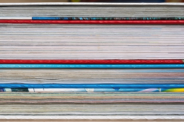 Pile pliée de fond de livres