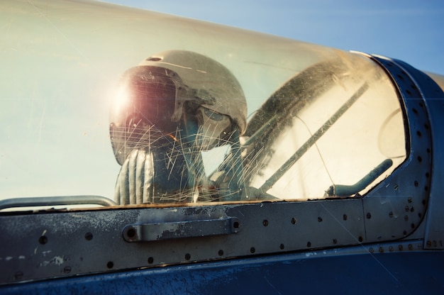 Pilote Vieux Casque.