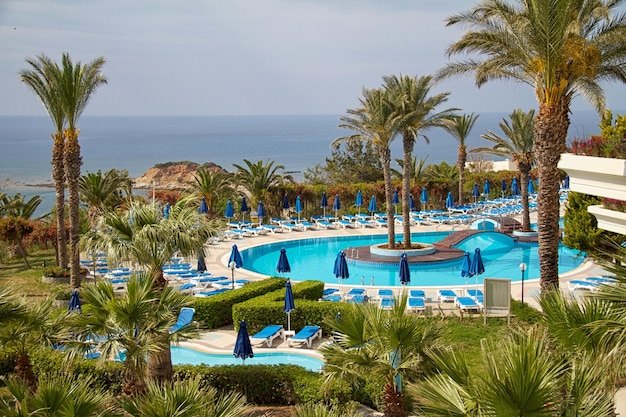 Piscine à la villa de luxe Rhodes Grèce