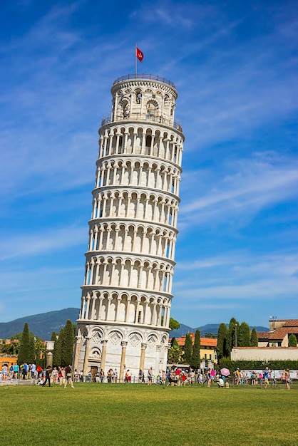 Pise, Italie - 29 août 2012 : Tour penchée de Pise en été en Italie