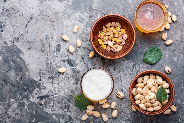 Pistaches dans un bol