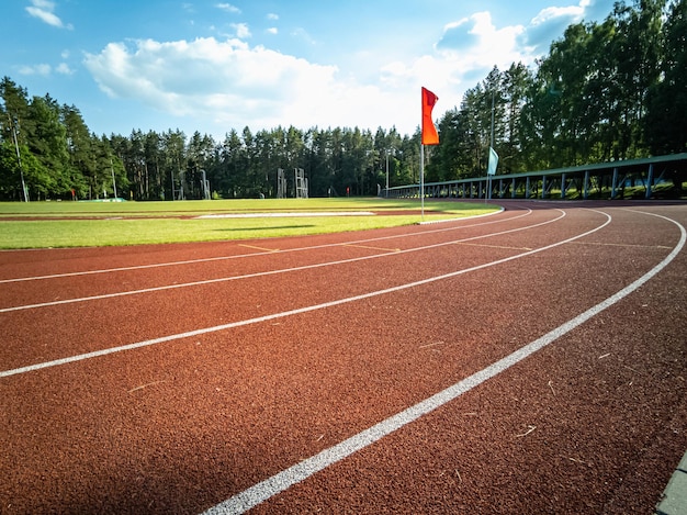 Photo pistes de course dans un stade de sport