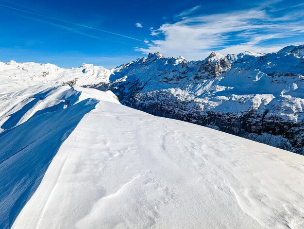 Pistes de ski et montagnes MelchseeFrutt mountain resort village Suisse