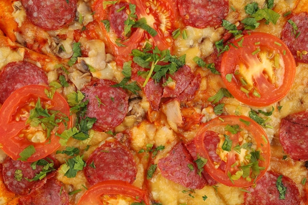 Pizza avec saucisse libre Pizza au fromage mozzarella salami poivre Libre de pizza comme arrière-plan