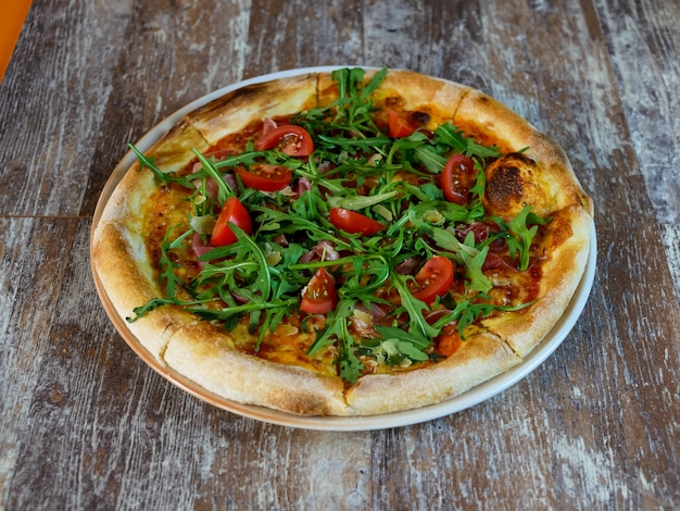 Pizza sur une table de restaurant