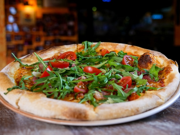 Pizza sur une table de restaurant