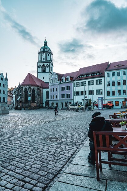 Photo la place du marché de meissen avec la frauenkirche allemande