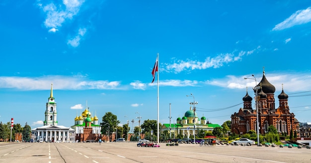 La place Lénine, la place principale de Toula en Russie