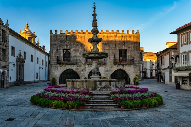 Place de la Republica dans la ville de Viana do Castelo à Minho Portugal