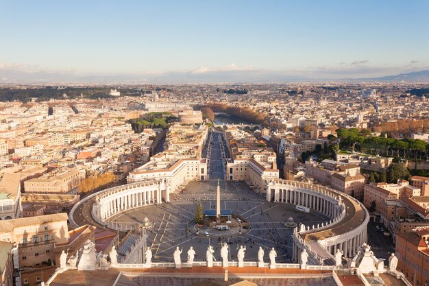 Place Saint-Pierre vue aérienne de la ville du Vatican Rome paysage Italie