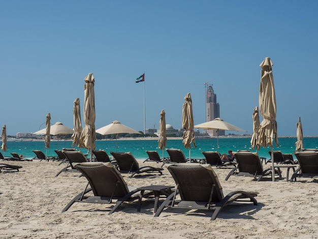 La plage d'Abu Dhabi