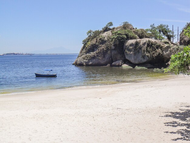 Plage Adao et Eva à Rio de Janeiro, Brésil.