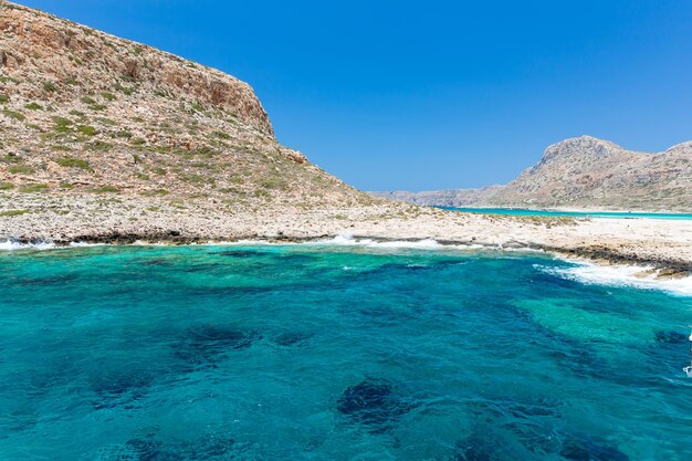 Plage de Balos Vue depuis l'île de Gramvousa Crète en GrèceMagical eaux turquoises lagons plages de sable blanc pur