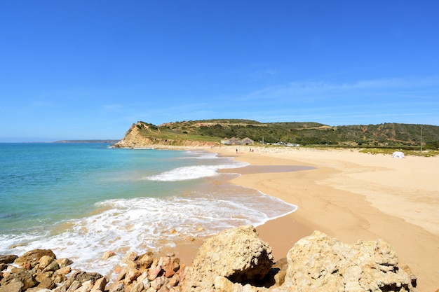 Photo plage de boca del rio, vila do bispo, algarve, portugal