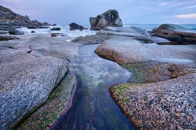 Plage de fjord en Norvège