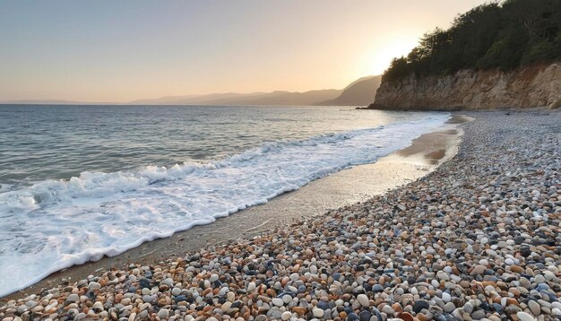 Plage de galets et mer