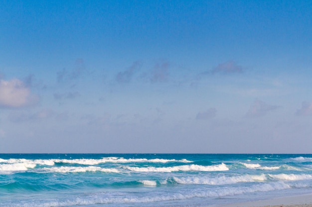 Plage de la mer des Caraïbes.