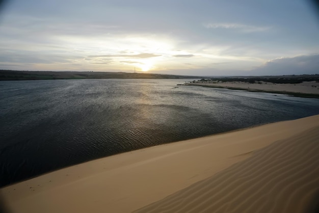 Plage avec une plage de sable