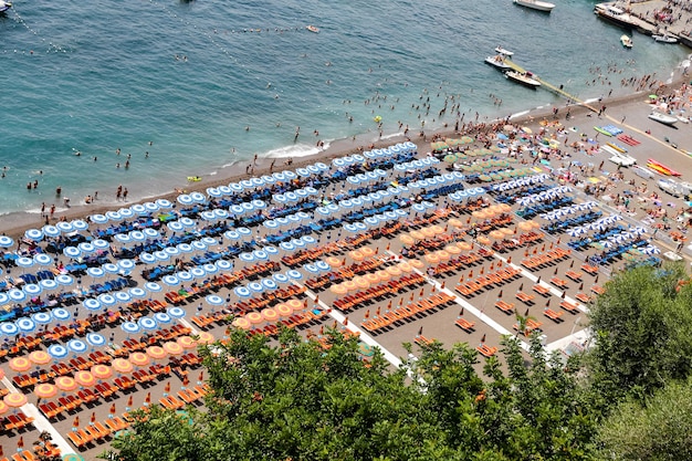 Plage de Positano sur la côte amalfitaine Naples Italie