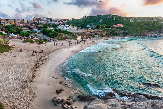 La plage de Rena Bianca Santa Teresa Gallura en Sardaigne, en Italie