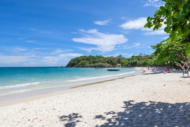 Plage de sable blanc sur Koh Samet