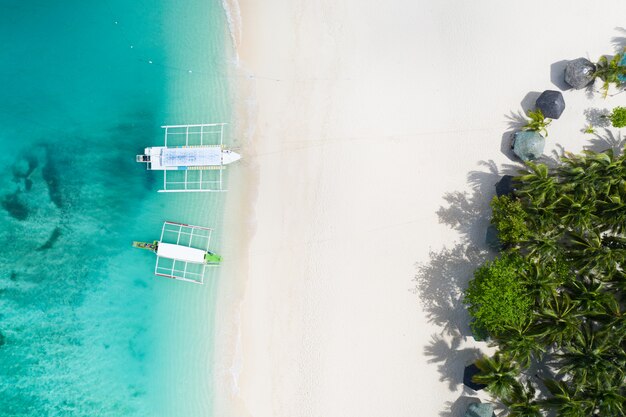 Plage tropicale aux Philippines, Daku Island