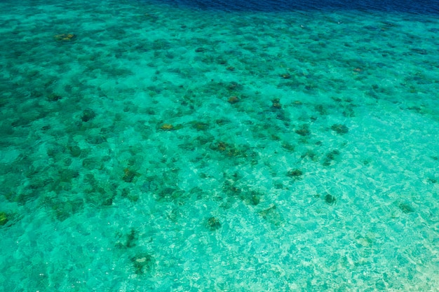 Plage tropicale à Coron, Philippines