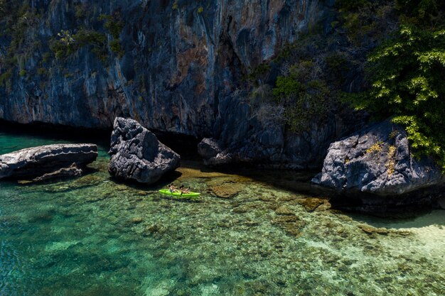 Plage tropicale à El Nido, Palawan, Philippines