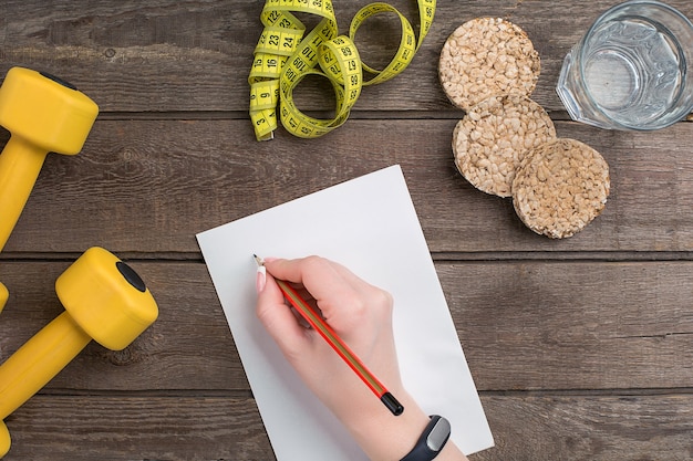 Plan minceur de régime de concept avec la maquette de vue de dessus de légumes