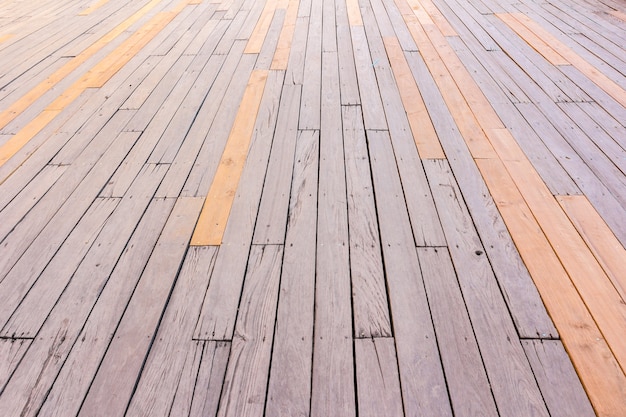 Plancher en bois en perspective, image en mise au point douce