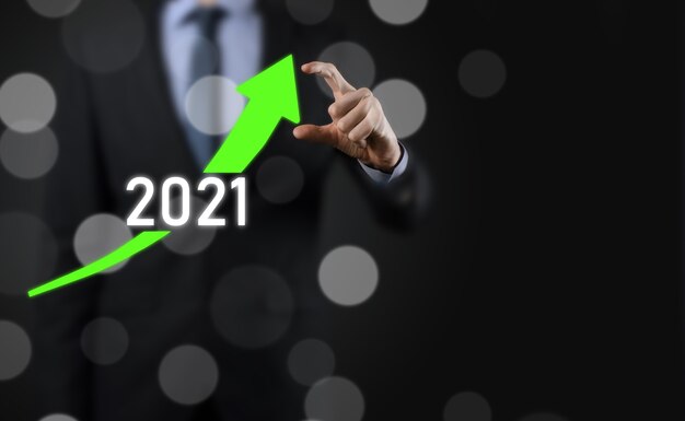 Planifier une croissance positive de l'entreprise dans le concept de l'année 2021. Plan d'affaires et augmentation des indicateurs positifs dans son entreprise, Grandir des concepts d'entreprise.