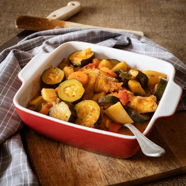 Plat français appelé "Bombine Ardechoise"