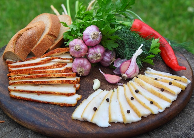 Plat de saindoux à l&#39;ail et poivron