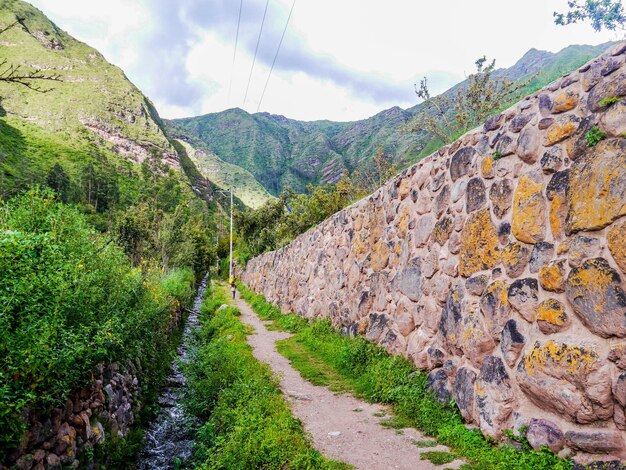 Plates-formes géantes dans la ville de Yucay Vallée Sacrée des Incas Cusco