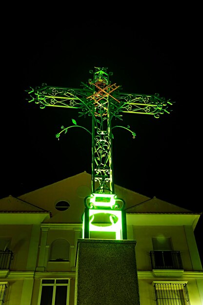 Plaza de la cruz verde dans la ville de baza grenade