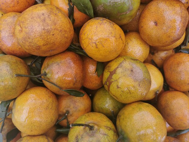 Plein cadre du groupe d'oranges.