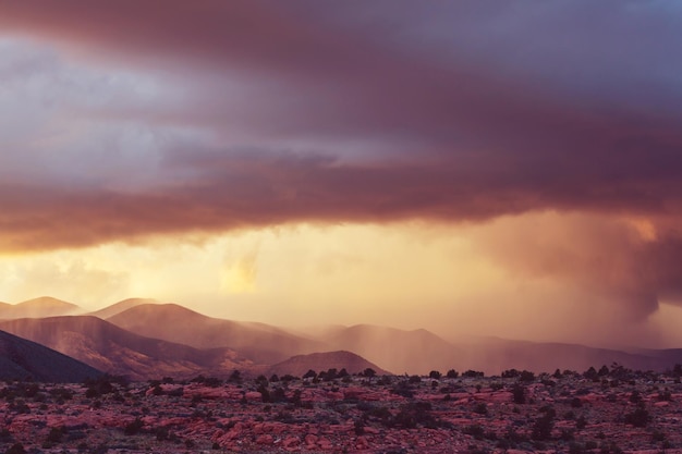 Pluie dans les montagnes