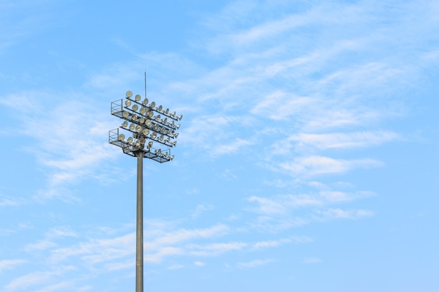 Plus Grande Tour D'éclairage Du Stade Dans La Journée