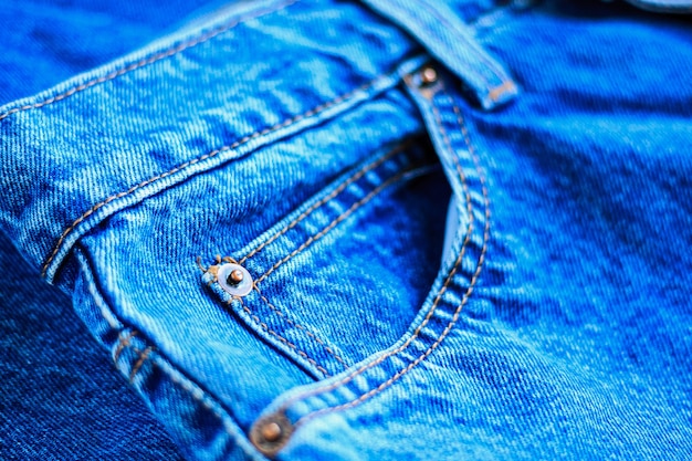 Poche de jeans bleu bouchent