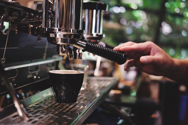 Poignée de main coupée de la poignée de la machine à expresso au café