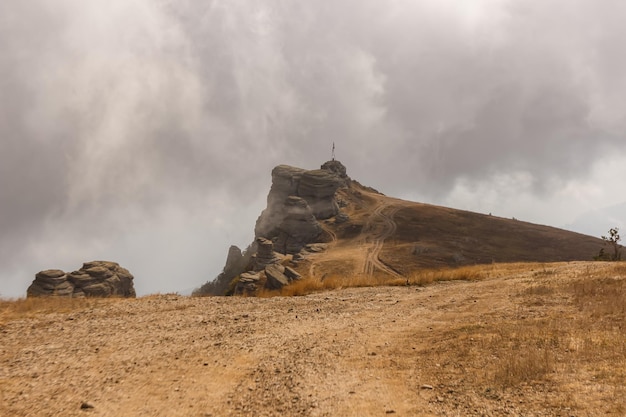 Point d'observation au sommet de la chaîne de montagnes Demerdzhi